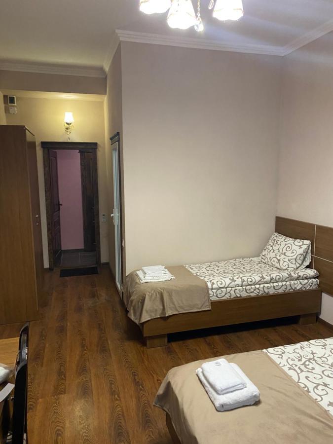 Grand Hotel Mohyliv-Podilskyi Dış mekan fotoğraf