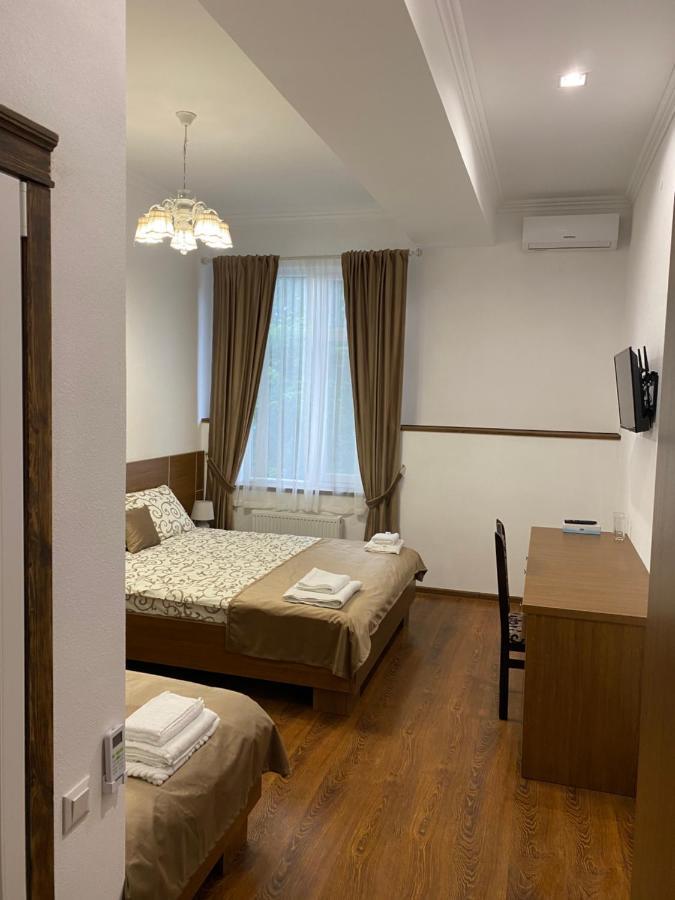 Grand Hotel Mohyliv-Podilskyi Dış mekan fotoğraf