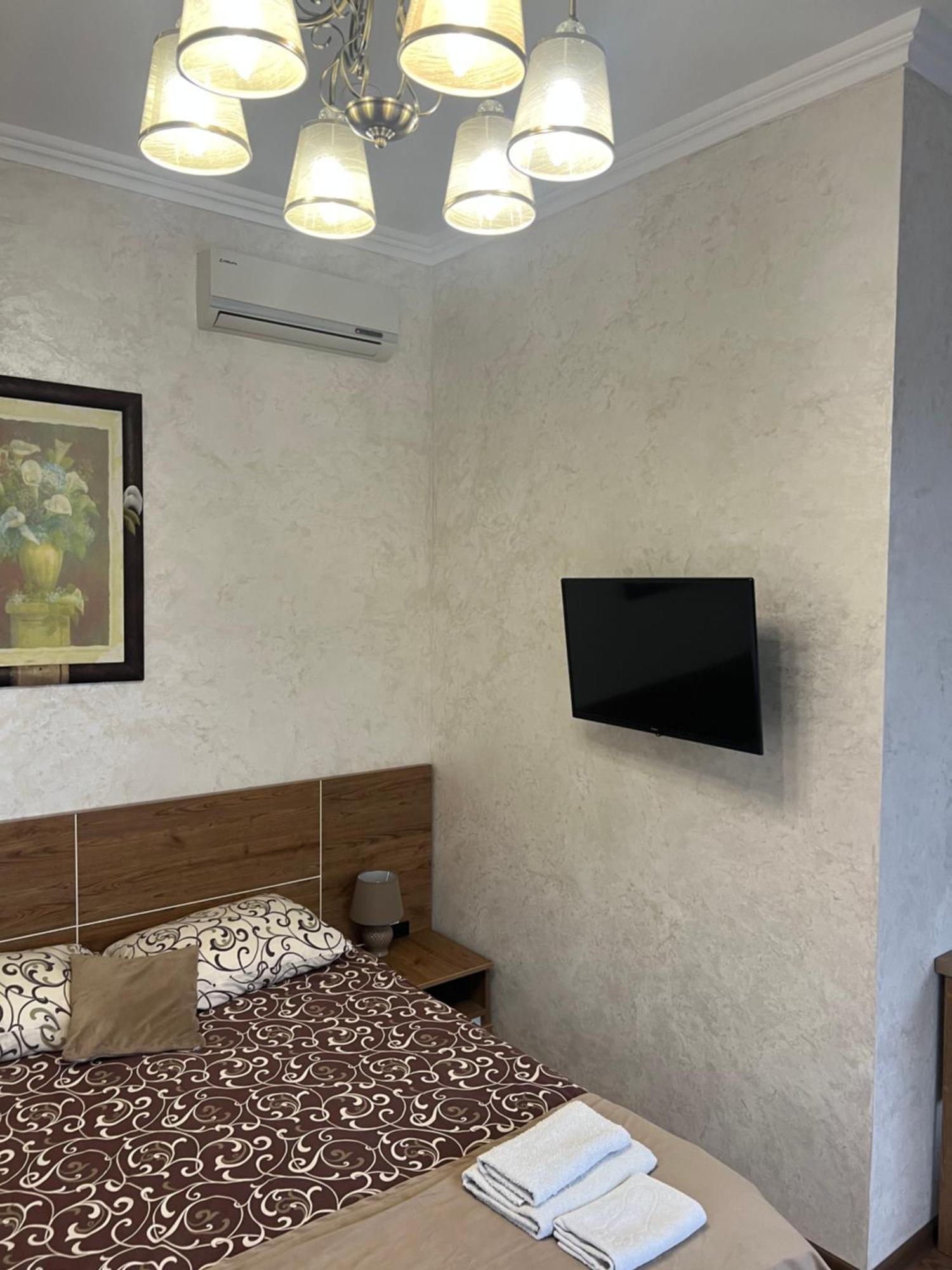 Grand Hotel Mohyliv-Podilskyi Dış mekan fotoğraf